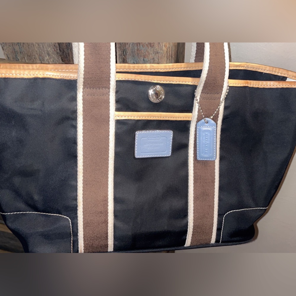 Authentic Coach Hampton Handbag